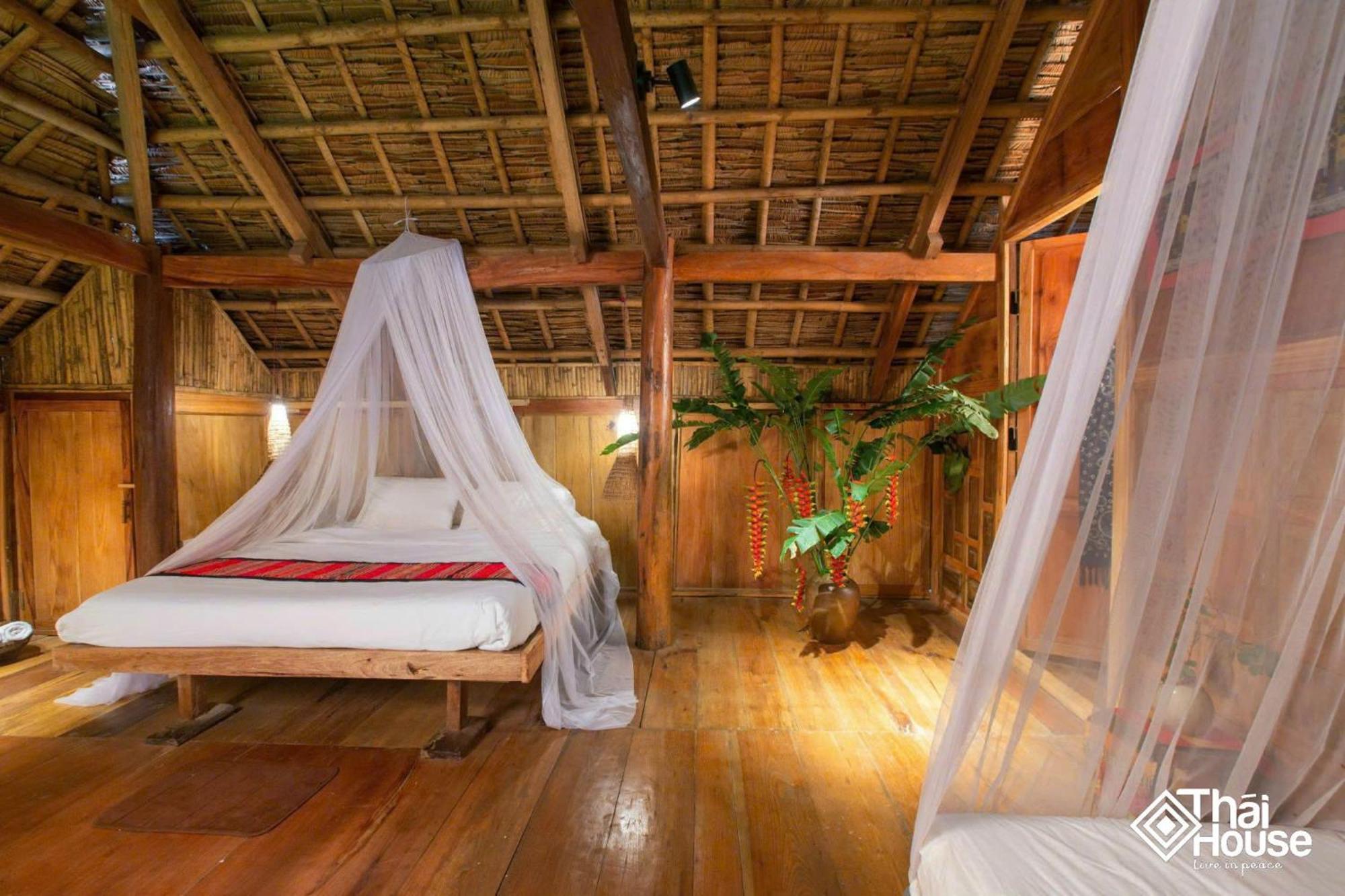 Thai House Pu Luong - Century Old Stilt House With Terrace Views Huong Ba Thuoc Exterior foto