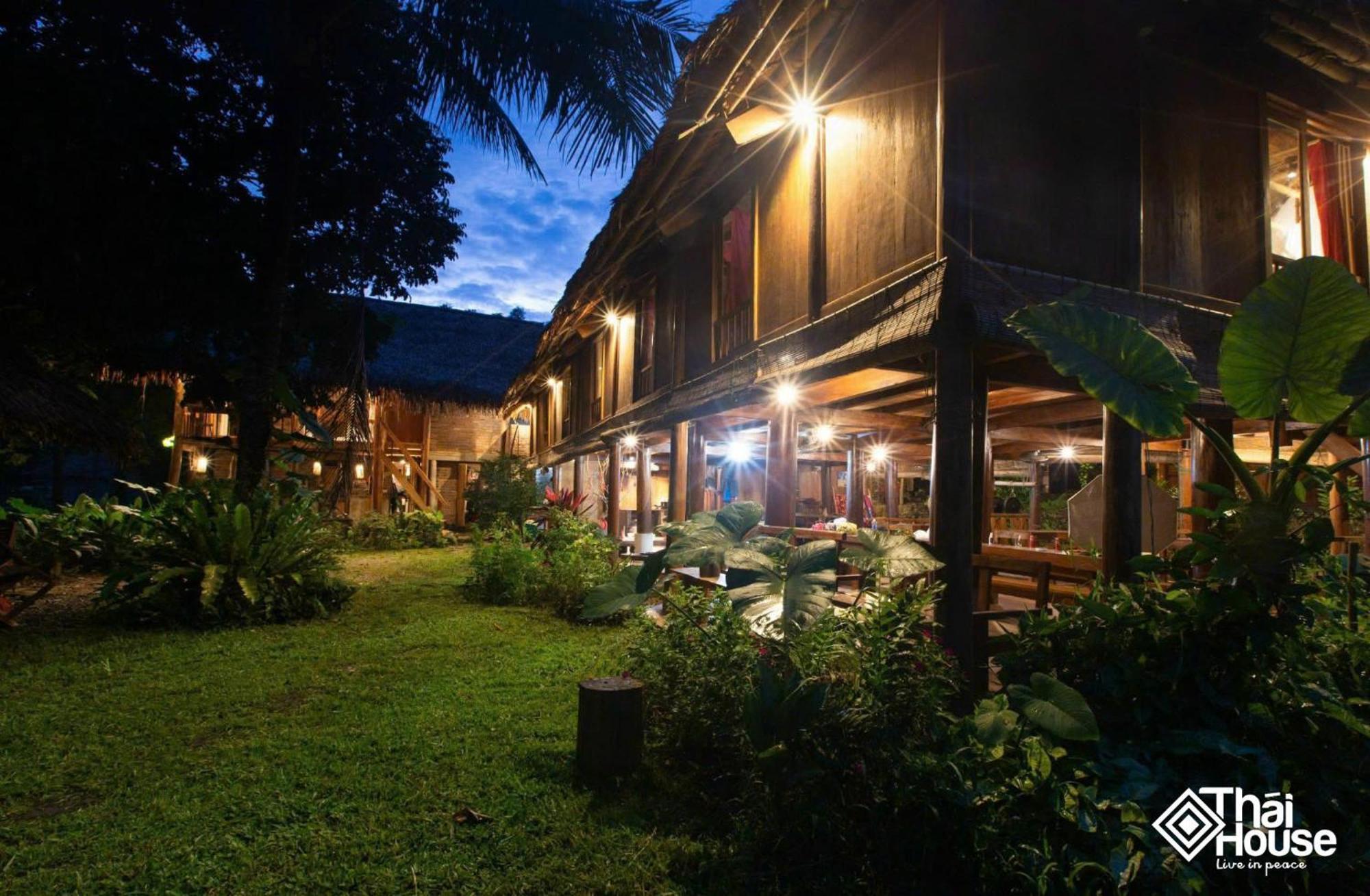 Thai House Pu Luong - Century Old Stilt House With Terrace Views Huong Ba Thuoc Exterior foto